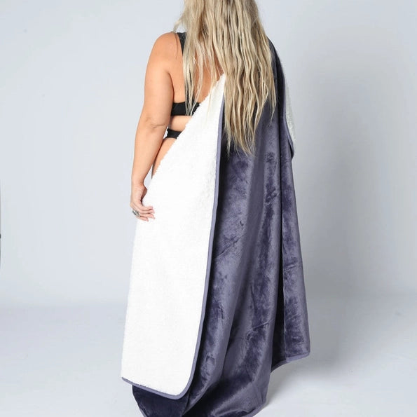 Waterproof Splash Blanket ™️- The OG